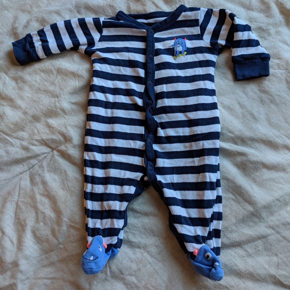 Carter's button-up one piece, 6 months